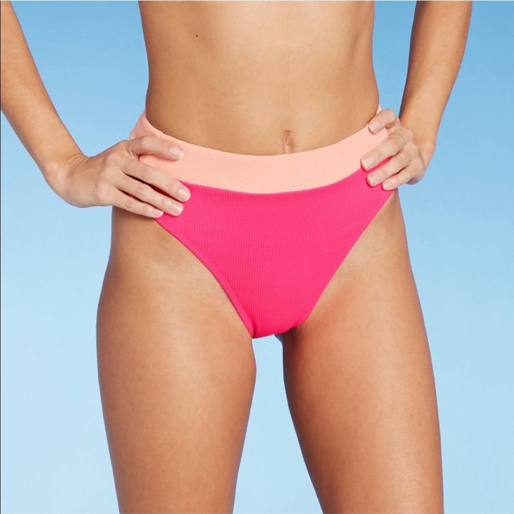 High leg high waisted bikini bottoms